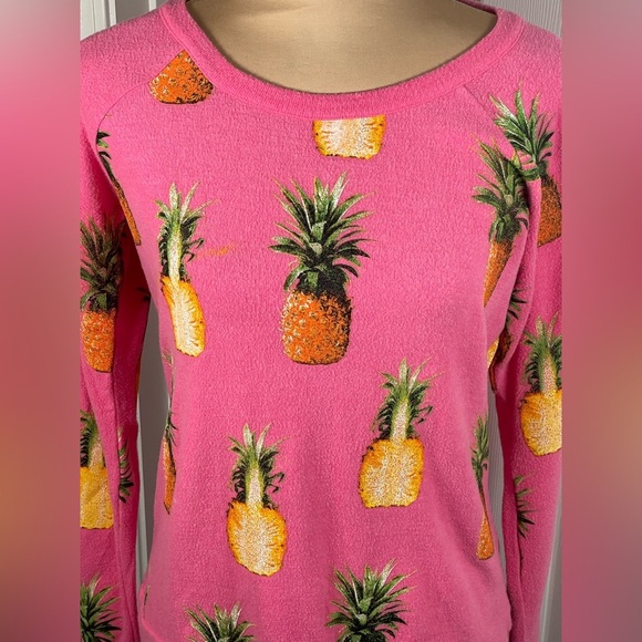 CHASER Pink Pineapple Pullover Crew Neck Long Sleeve Pink Sweater NWT Medium - Picture 6 of 7